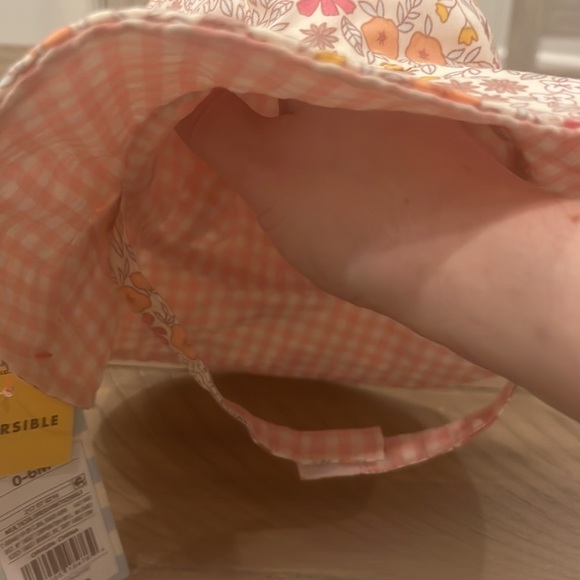 Cat & Jack Baby Hat - Picture 2 of 4